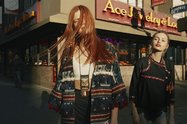 Pull and Bear Influences from the 1990s and Ethnic Atmosphere for Her; Military and desert inspiration for Him